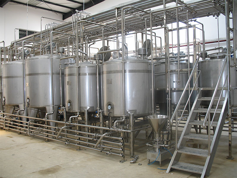 Ligne de production de boissons au lait