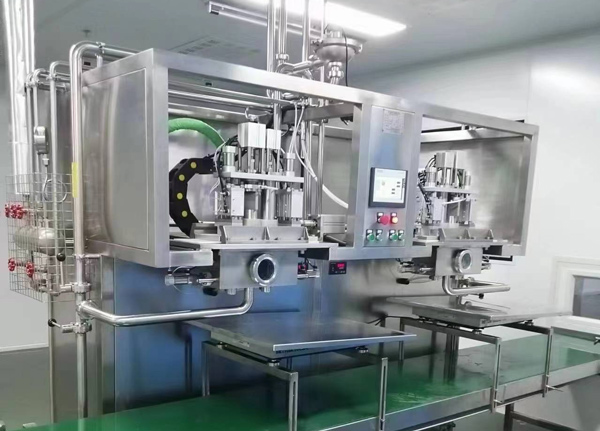 Application de la machine de remplissage de dossiers dans l'industrie des boissons