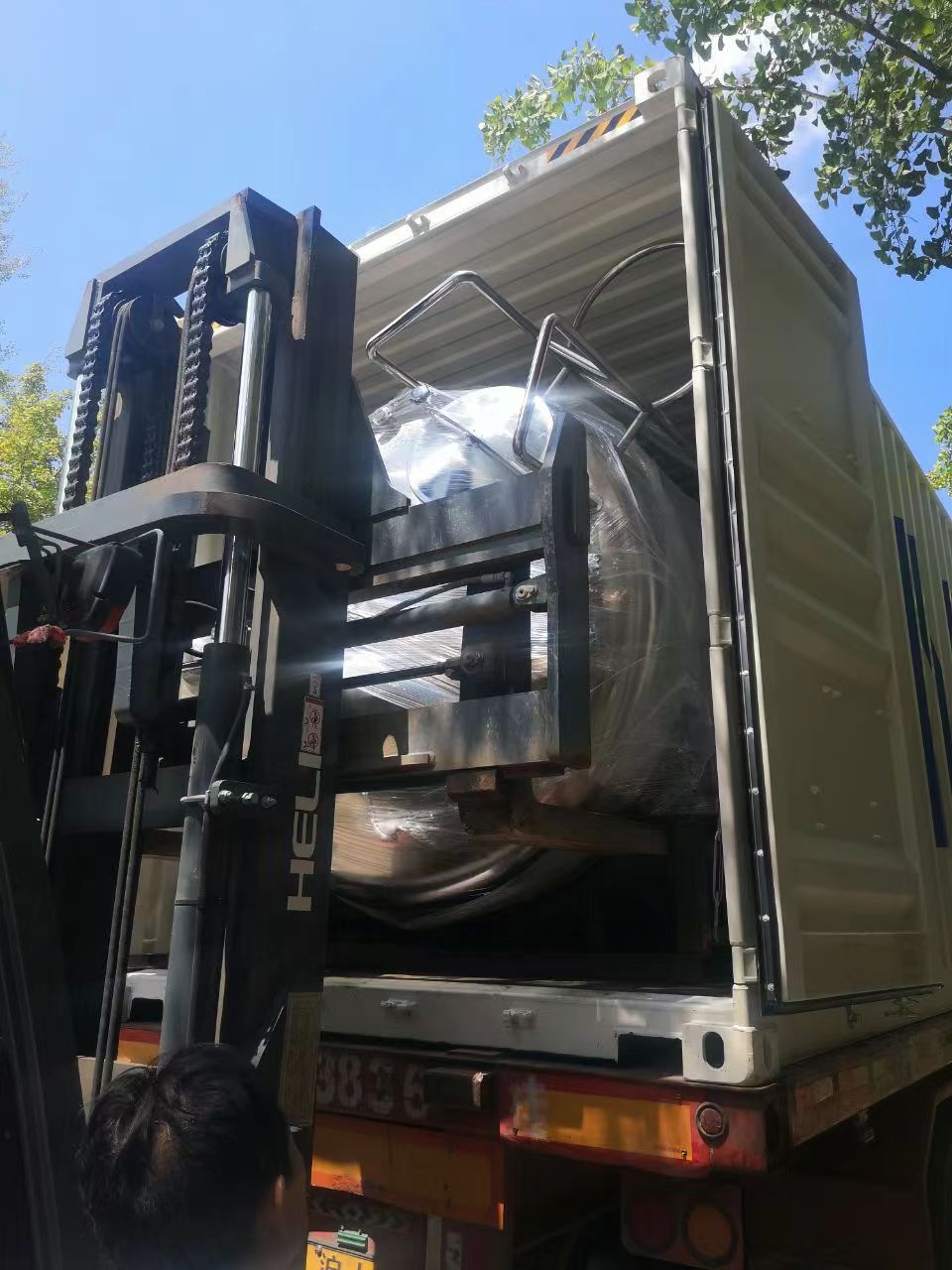 UN-D1